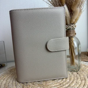 A6 binder dubbele drukknoop beige