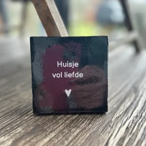 Tegeltje Huisje vol liefde